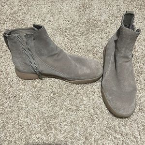 Zara Chelsea Boots